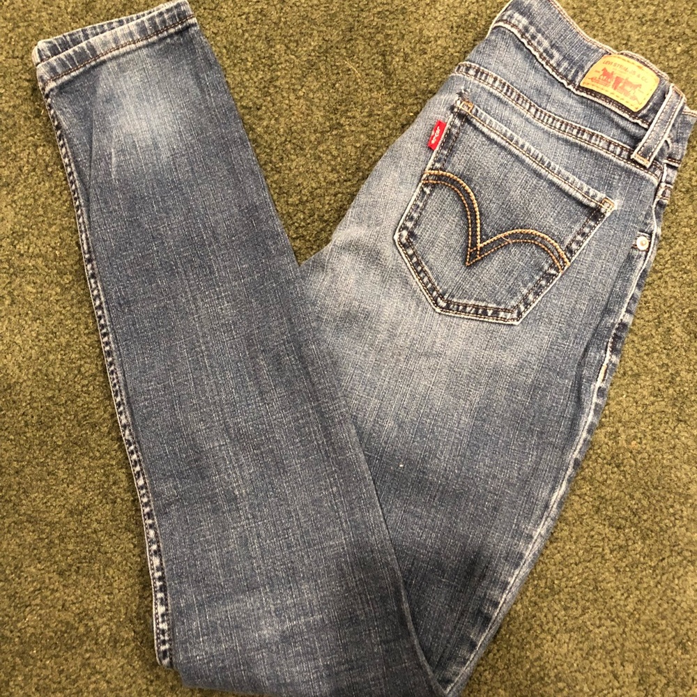 Levi’s 524 super low skinny jeans